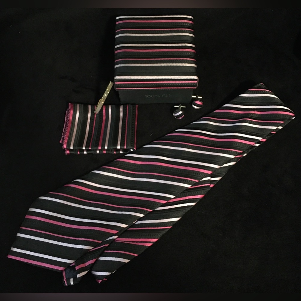 Pink Black And White Tie Set With Tie , Cuff Links , Tie Clip And Pocket Square